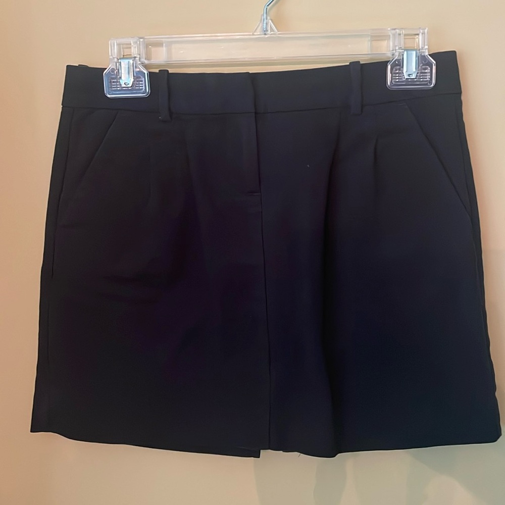 Old Navy black mini skirt